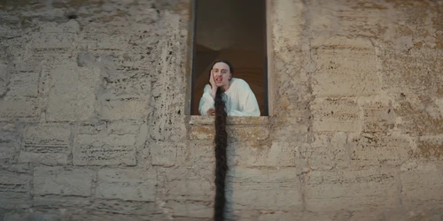 Still frame 21 from TOMMY CASH - RACKED (2021) directed by Anna Himma