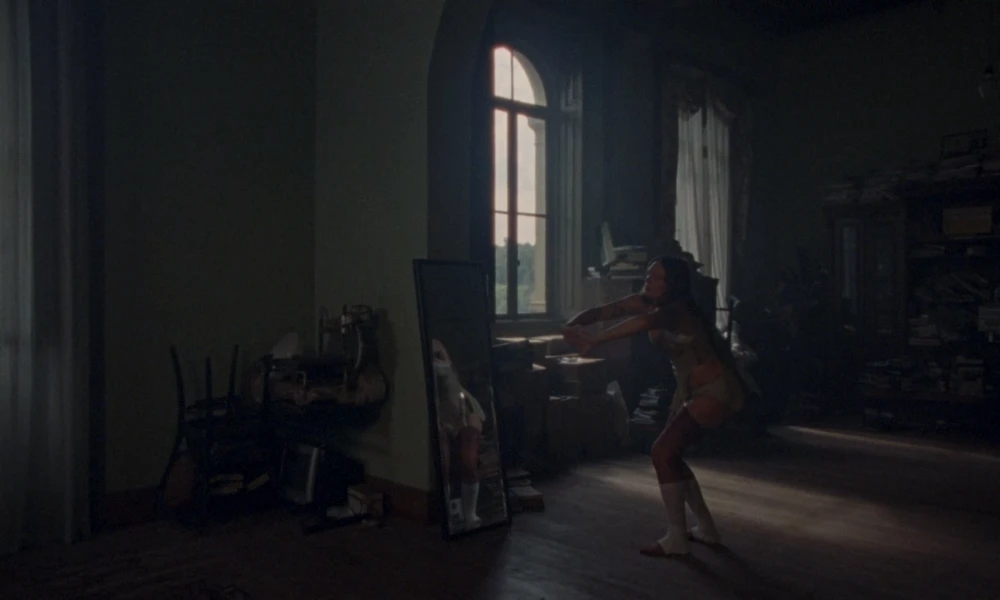 Still frame 32 from Tove Lo - I’m your girl right? (2026) directed by Nogari