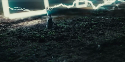 Still frame 35 from Twenty One Pilots - Paladin Strait (2024) directed by Jensen Noen
