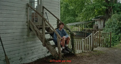 Still frame 17 from woody - let me go (2025) directed by Euan Sime