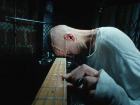Still frame 69 from ZEP - DON'T BREAK (2026) directed by ZEP, Joachim Spruijt, Robin van Geemen 