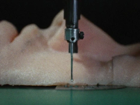 Still frame 24 from ZEP - DON'T BREAK (2026) directed by ZEP, Joachim Spruijt, Robin van Geemen 