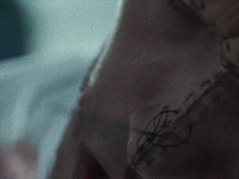 Still frame 25 from ZEP - DON'T BREAK (2026) directed by ZEP, Joachim Spruijt, Robin van Geemen 