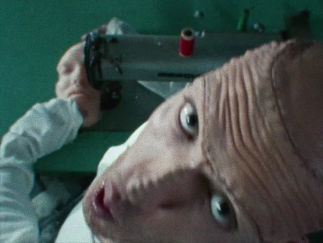 Still frame 28 from ZEP - DON'T BREAK (2026) directed by ZEP, Joachim Spruijt, Robin van Geemen 