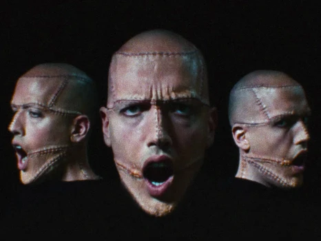 Still frame 32 from ZEP - DON'T BREAK (2026) directed by ZEP, Joachim Spruijt, Robin van Geemen 
