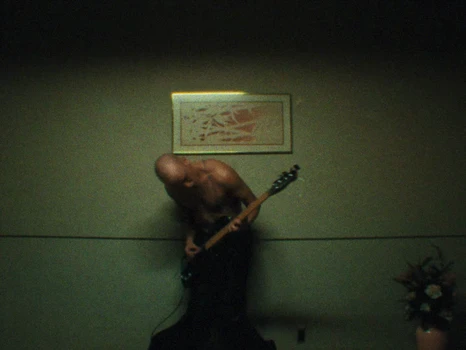 Still frame 50 from ZEP - DON'T BREAK (2026) directed by ZEP, Joachim Spruijt, Robin van Geemen 