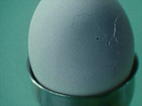 Still frame 4 from ZEP - DON'T BREAK (2026) directed by ZEP, Joachim Spruijt, Robin van Geemen 