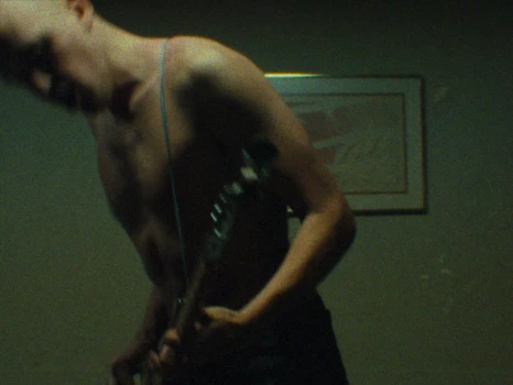 Still frame 52 from ZEP - DON'T BREAK (2026) directed by ZEP, Joachim Spruijt, Robin van Geemen 