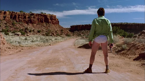 Still frame 7 from Breaking Bad Season 1 Episode 1