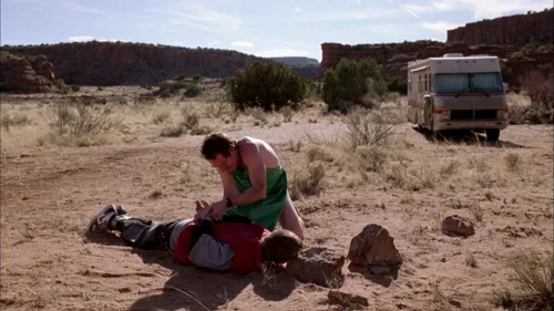 Still frame 100 from Breaking Bad Season 1 Episode 1