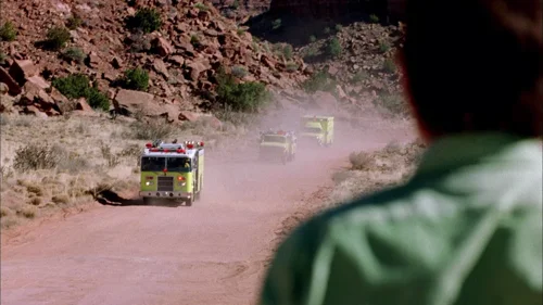 Still frame 107 from Breaking Bad Season 1 Episode 1