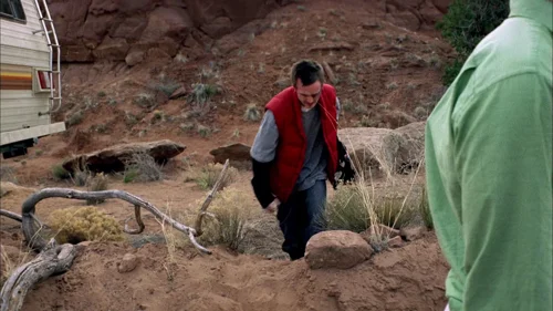 Still frame 109 from Breaking Bad Season 1 Episode 1