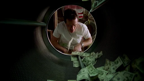 Still frame 112 from Breaking Bad Season 1 Episode 1