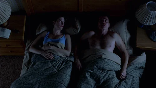 Still frame 114 from Breaking Bad Season 1 Episode 1
