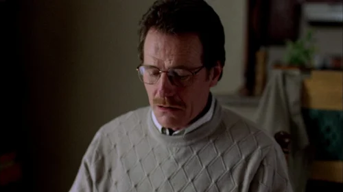 Still frame 11 from Breaking Bad Season 1 Episode 1