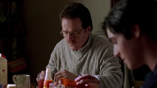 Still frame 13 from Breaking Bad Season 1 Episode 1