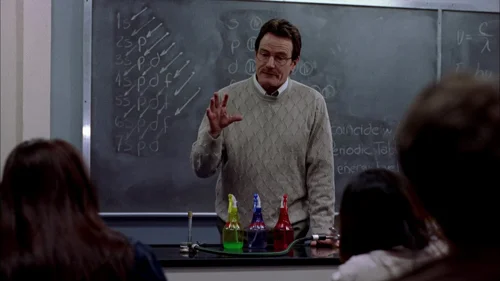 Still frame 16 from Breaking Bad Season 1 Episode 1