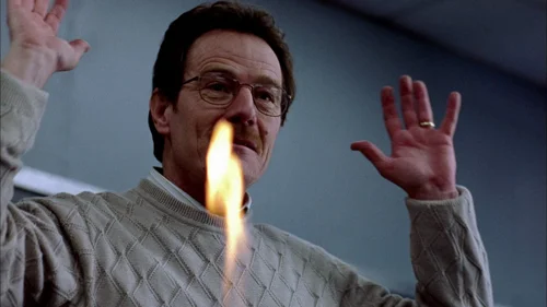 Still frame 18 from Breaking Bad Season 1 Episode 1