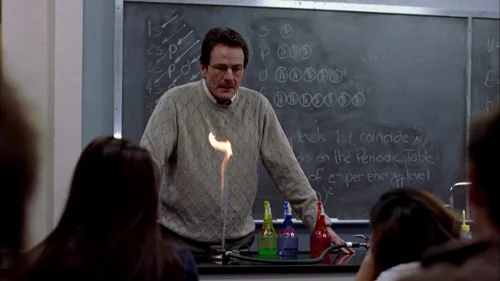 Still frame 19 from Breaking Bad Season 1 Episode 1