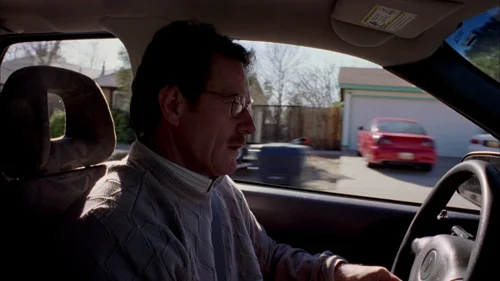 Still frame 23 from Breaking Bad Season 1 Episode 1