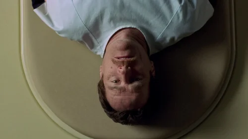 Still frame 34 from Breaking Bad Season 1 Episode 1