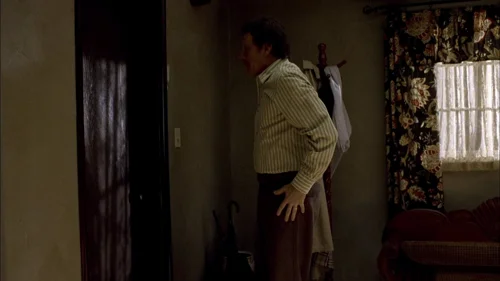Still frame 62 from Breaking Bad Season 1 Episode 2