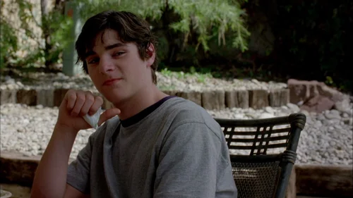 Still frame 12 from Breaking Bad Season 1 Episode 4