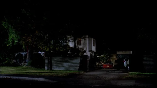 Still frame 71 from Breaking Bad Season 2 Episode 1