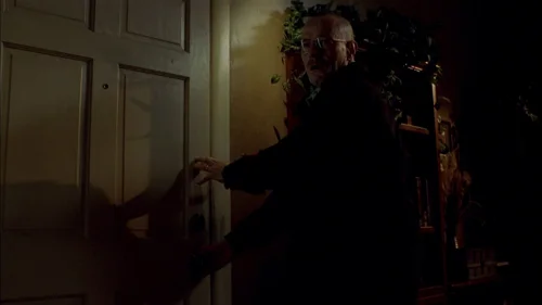 Still frame 80 from Breaking Bad Season 2 Episode 1