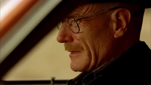 Still frame 8 from Breaking Bad Season 2 Episode 1