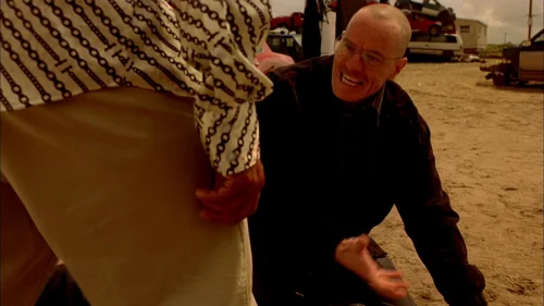 Still frame 12 from Breaking Bad Season 2 Episode 1