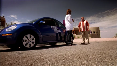 Still frame 42 from Breaking Bad Season 2 Episode 1