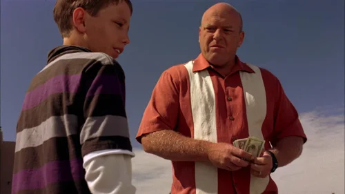 Still frame 45 from Breaking Bad Season 2 Episode 1