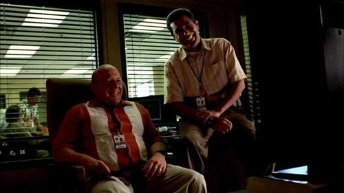 Still frame 48 from Breaking Bad Season 2 Episode 1