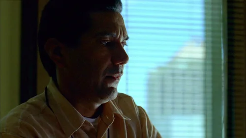 Still frame 49 from Breaking Bad Season 2 Episode 1