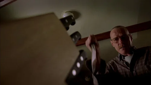 Still frame 58 from Breaking Bad Season 2 Episode 1