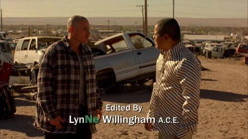 Still frame 3 from Breaking Bad Season 2 Episode 1