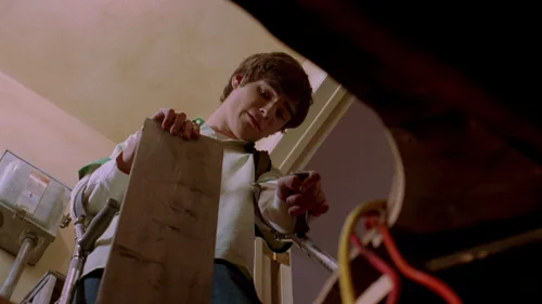Still frame 57 from Breaking Bad Season 2 Episode 10
