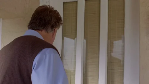 Still frame 38 from Breaking Bad Season 2 Episode 10