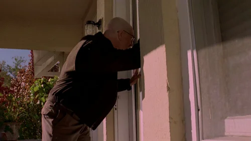Still frame 90 from Breaking Bad Season 2 Episode 11