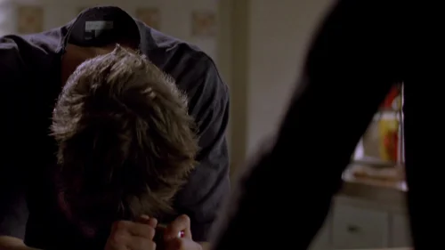 Still frame 15 from Breaking Bad Season 2 Episode 11
