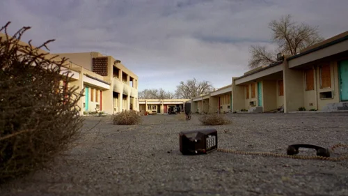 Still frame 3 from Breaking Bad Season 2 Episode 12