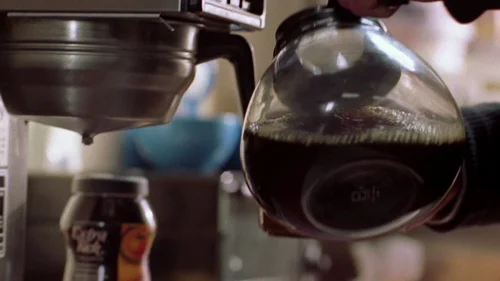 Still frame 81 from Breaking Bad Season 2 Episode 13