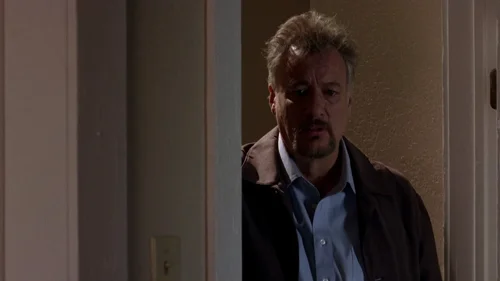 Still frame 28 from Breaking Bad Season 2 Episode 13