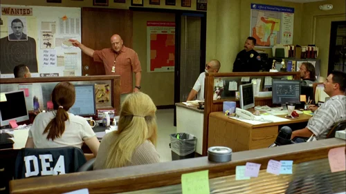 Still frame 3 from Breaking Bad Season 2 Episode 2