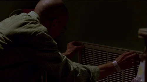 Still frame 59 from Breaking Bad Season 2 Episode 3