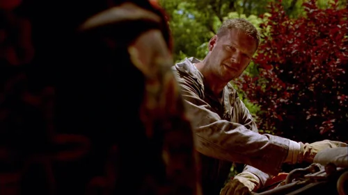 Still frame 18 from Breaking Bad Season 2 Episode 3