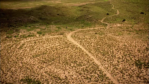 Still frame 4 from Breaking Bad Season 2 Episode 3