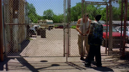 Still frame 57 from Breaking Bad Season 2 Episode 4