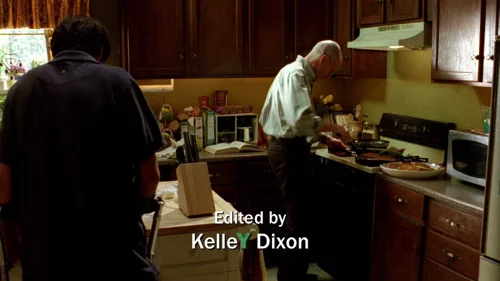 Still frame 9 from Breaking Bad Season 2 Episode 4